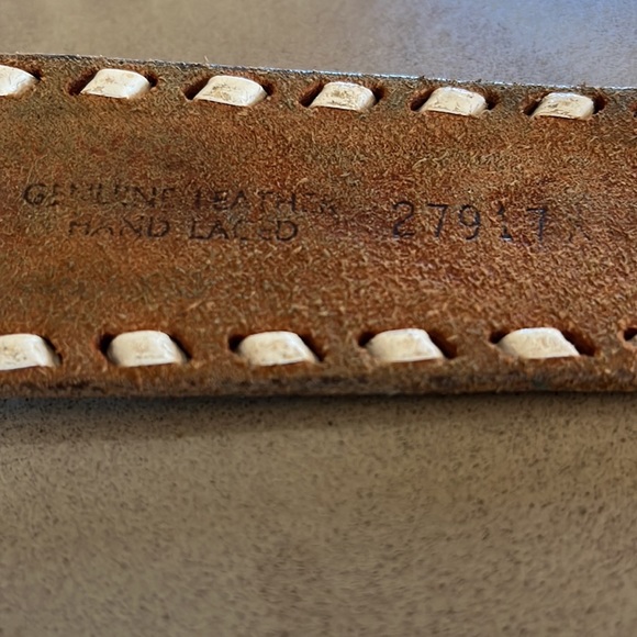 Vintage Comstock silversmiths buckle with custom made hand laced leather belt - Picture 7 of 16